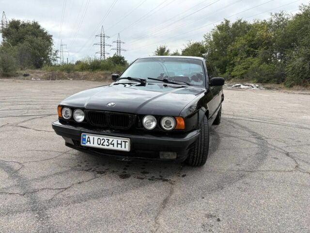 Зеленый БМВ 5 Серия, объемом двигателя 2 л и пробегом 300 тыс. км за 1500 $, фото 1 на Automoto.ua