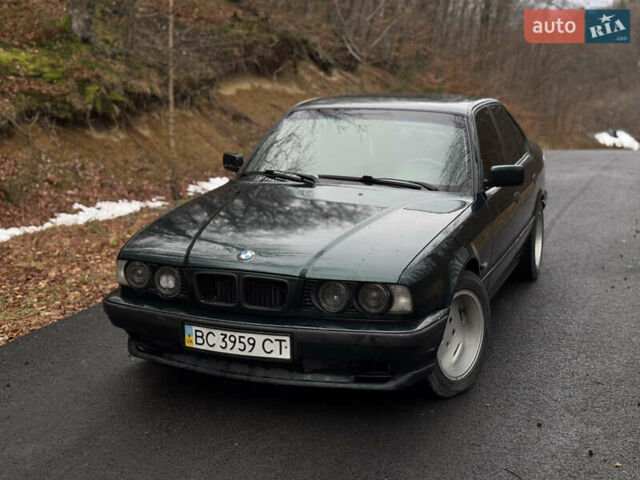 Зеленый БМВ 5 Серия, объемом двигателя 2.5 л и пробегом 467 тыс. км за 3900 $, фото 1 на Automoto.ua