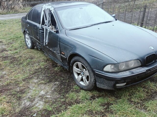 Зелений БМВ 5 Серія, об'ємом двигуна 2.8 л та пробігом 100 тис. км за 2000 $, фото 1 на Automoto.ua