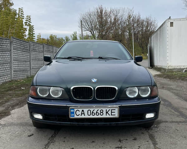 Зеленый БМВ 5 Серия, объемом двигателя 2.5 л и пробегом 450 тыс. км за 3899 $, фото 1 на Automoto.ua