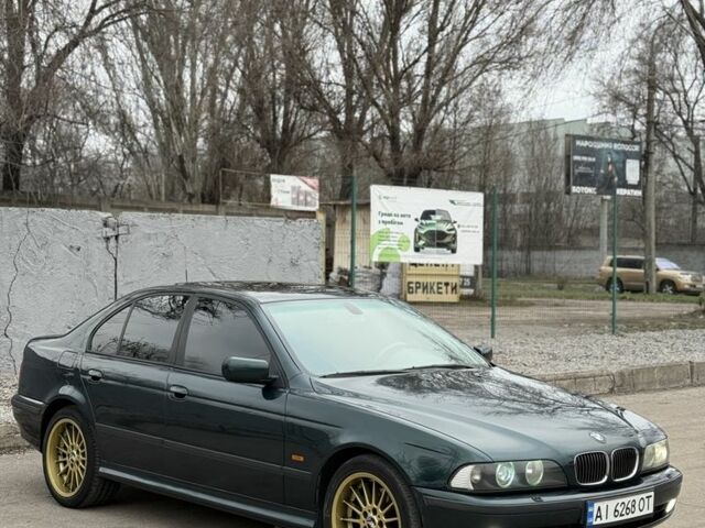Зеленый БМВ 5 Серия, объемом двигателя 4.4 л и пробегом 300 тыс. км за 6400 $, фото 1 на Automoto.ua