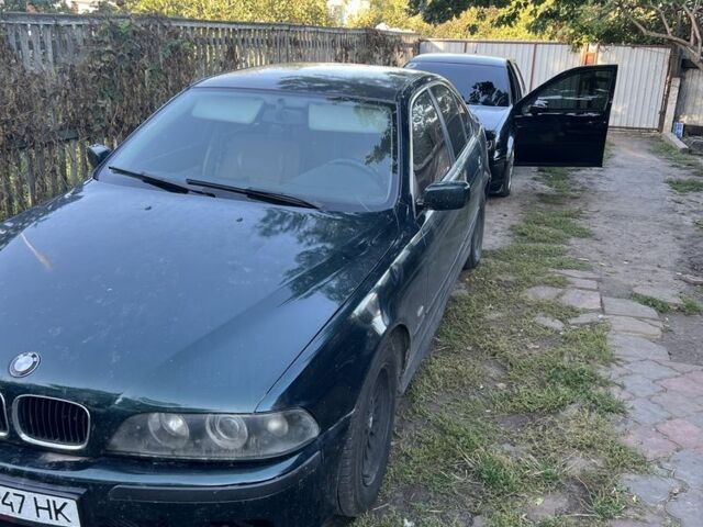 Зелений БМВ 5 Серія, об'ємом двигуна 2 л та пробігом 380 тис. км за 3000 $, фото 1 на Automoto.ua