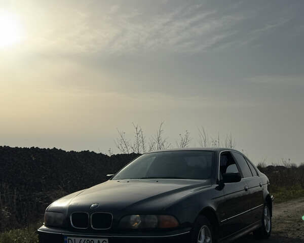 Зеленый БМВ 5 Серия, объемом двигателя 1.99 л и пробегом 340 тыс. км за 3250 $, фото 1 на Automoto.ua