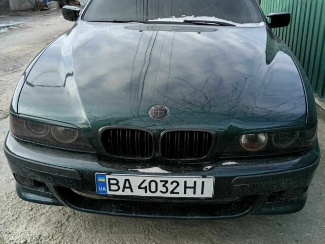 Зеленый БМВ 5 Серия, объемом двигателя 6 л и пробегом 900 тыс. км за 3600 $, фото 1 на Automoto.ua
