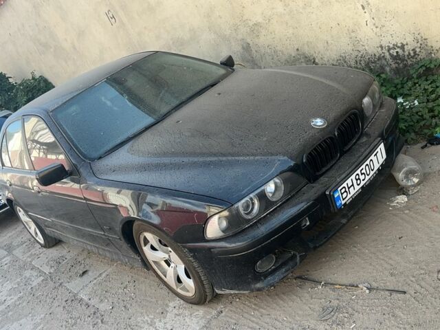 Зеленый БМВ 5 Серия, объемом двигателя 2 л и пробегом 50 тыс. км за 6000 $, фото 1 на Automoto.ua