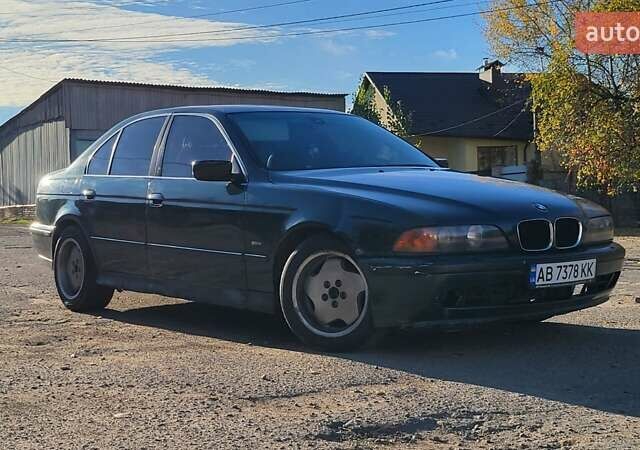 Зелений БМВ 5 Серія, об'ємом двигуна 1.99 л та пробігом 366 тис. км за 3500 $, фото 1 на Automoto.ua
