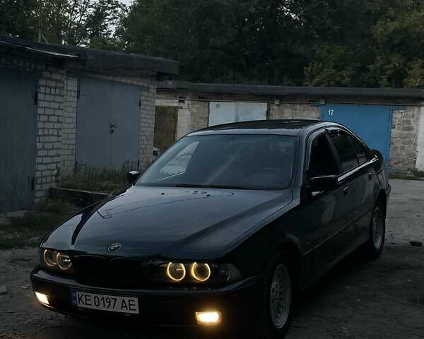 Зеленый БМВ 5 Серия, объемом двигателя 2 л и пробегом 450 тыс. км за 4700 $, фото 1 на Automoto.ua