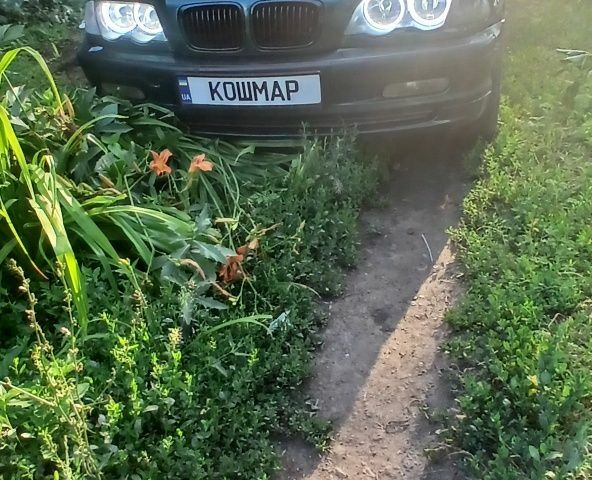 Зеленый БМВ 5 Серия, объемом двигателя 2 л и пробегом 250 тыс. км за 2700 $, фото 1 на Automoto.ua
