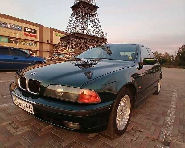 Зеленый БМВ 5 Серия, объемом двигателя 2 л и пробегом 340 тыс. км за 3900 $, фото 1 на Automoto.ua