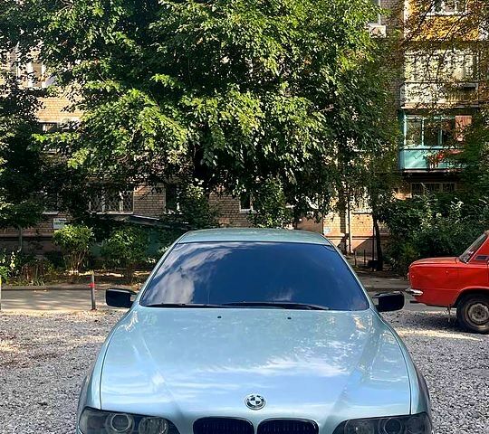 Зеленый БМВ 5 Серия, объемом двигателя 2 л и пробегом 460 тыс. км за 4700 $, фото 1 на Automoto.ua