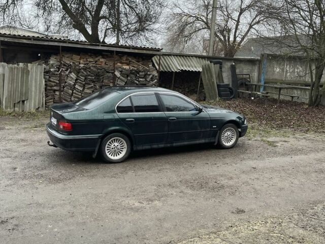 Зеленый БМВ 5 Серия, объемом двигателя 2 л и пробегом 370 тыс. км за 2500 $, фото 1 на Automoto.ua