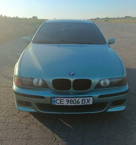 Зеленый БМВ 5 Серия, объемом двигателя 3 л и пробегом 300 тыс. км за 5300 $, фото 1 на Automoto.ua