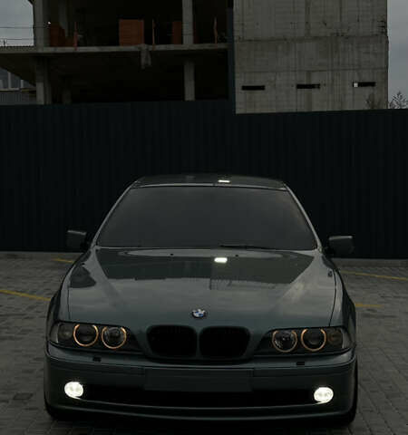 Зеленый БМВ 5 Серия, объемом двигателя 2.93 л и пробегом 418 тыс. км за 7770 $, фото 1 на Automoto.ua