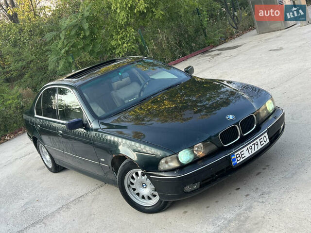 Зеленый БМВ 5 Серия, объемом двигателя 2.5 л и пробегом 400 тыс. км за 3300 $, фото 1 на Automoto.ua