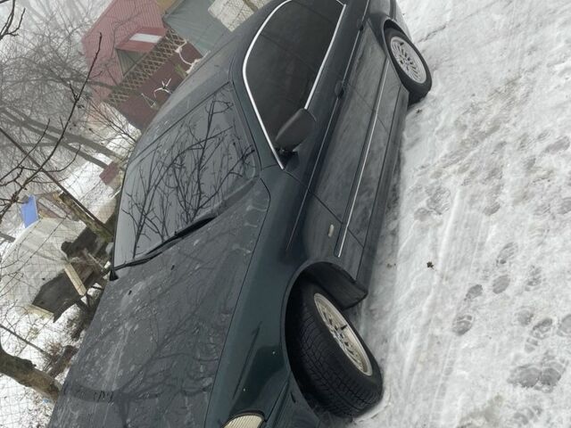 Зеленый БМВ 5 Серия, объемом двигателя 2.5 л и пробегом 330 тыс. км за 3000 $, фото 1 на Automoto.ua