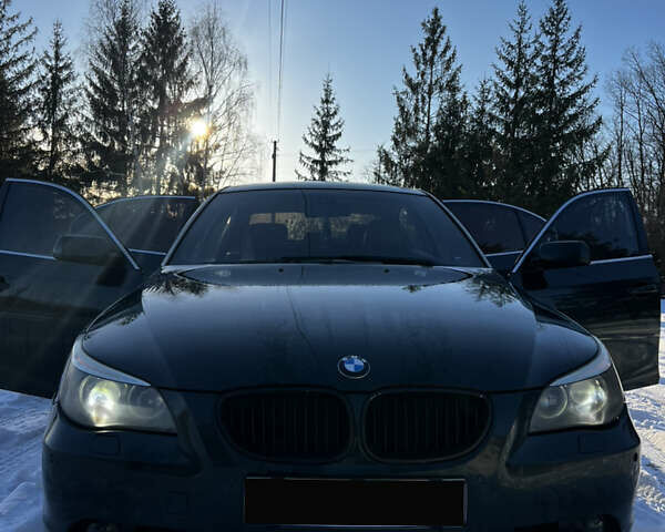 Зелений БМВ 5 Серія, об'ємом двигуна 3 л та пробігом 300 тис. км за 7300 $, фото 1 на Automoto.ua