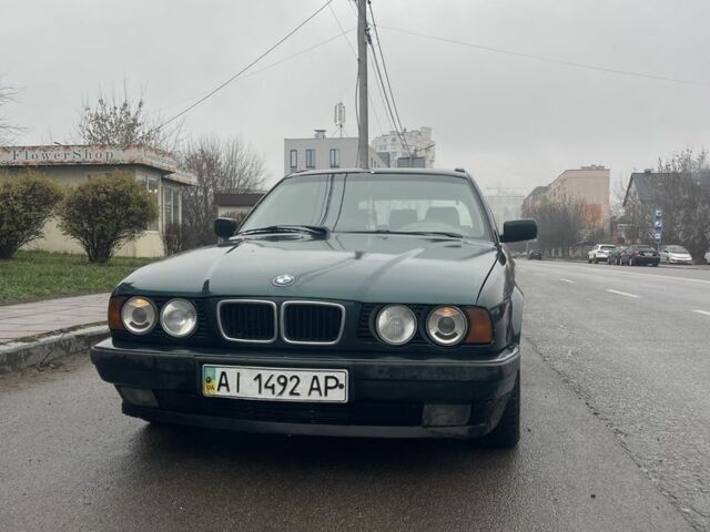 Зеленый БМВ 5 Серия, объемом двигателя 1.8 л и пробегом 198 тыс. км за 4300 $, фото 1 на Automoto.ua