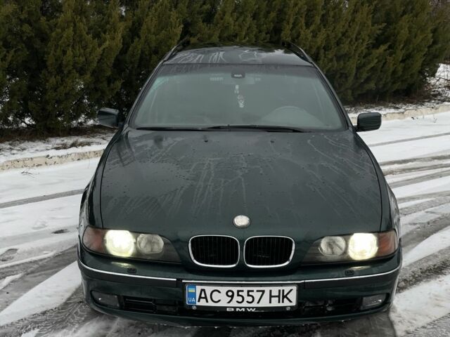 Зелений БМВ 5 Серія, об'ємом двигуна 2.5 л та пробігом 400 тис. км за 5500 $, фото 1 на Automoto.ua