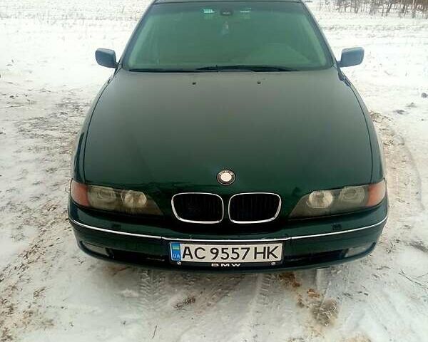 Зеленый БМВ 5 Серия, объемом двигателя 2.5 л и пробегом 370 тыс. км за 5700 $, фото 1 на Automoto.ua