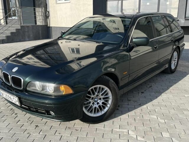 Зеленый БМВ 5 Серия, объемом двигателя 2.5 л и пробегом 400 тыс. км за 4100 $, фото 1 на Automoto.ua