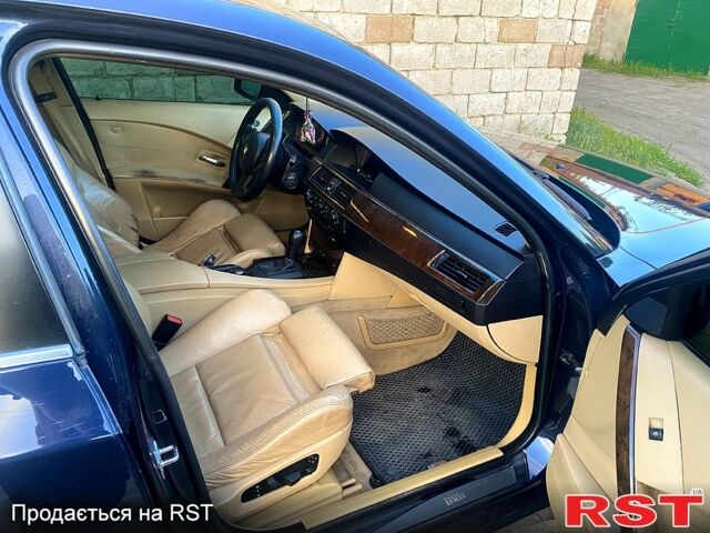 Синий БМВ 5-series, объемом двигателя 2 л и пробегом 300 тыс. км за 7500 $, фото 1 на Automoto.ua