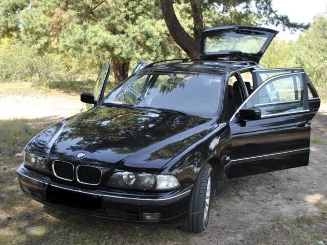 Чорний БМВ 520, об'ємом двигуна 2 л та пробігом 280 тис. км за 6000 $, фото 1 на Automoto.ua