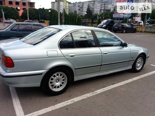 БМВ 520, объемом двигателя 0 л и пробегом 230 тыс. км за 1700 $, фото 1 на Automoto.ua