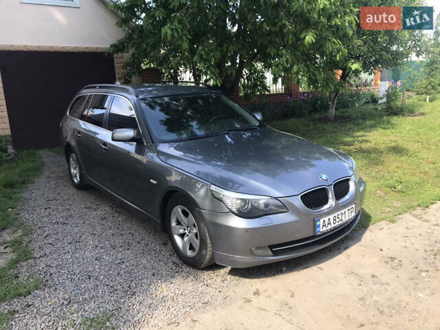 Серый БМВ 520, объемом двигателя 2 л и пробегом 308 тыс. км за 8850 $, фото 1 на Automoto.ua