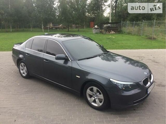 Сірий БМВ 520, об'ємом двигуна 2 л та пробігом 238 тис. км за 13550 $, фото 1 на Automoto.ua