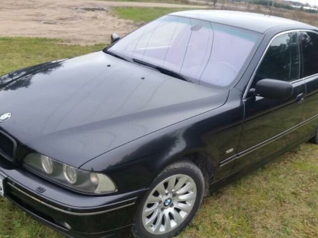 Чорний БМВ 525, об'ємом двигуна 2.5 л та пробігом 270 тис. км за 4500 $, фото 1 на Automoto.ua