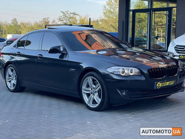Серый БМВ 525, объемом двигателя 3 л и пробегом 285 тыс. км за 17000 $, фото 1 на Automoto.ua