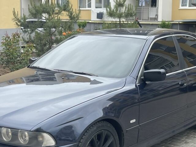 Синий БМВ 525, объемом двигателя 2.5 л и пробегом 480 тыс. км за 4999 $, фото 1 на Automoto.ua