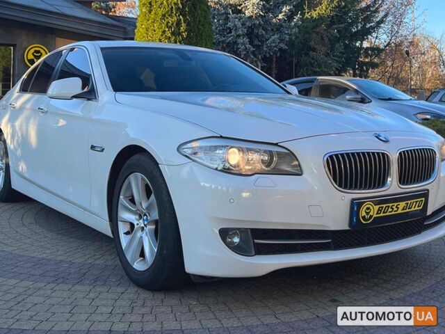 Белый БМВ 528, объемом двигателя 3 л и пробегом 208 тыс. км за 13600 $, фото 1 на Automoto.ua