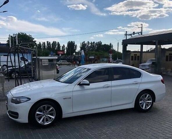 Білий БМВ 528, об'ємом двигуна 2 л та пробігом 90 тис. км за 17400 $, фото 1 на Automoto.ua