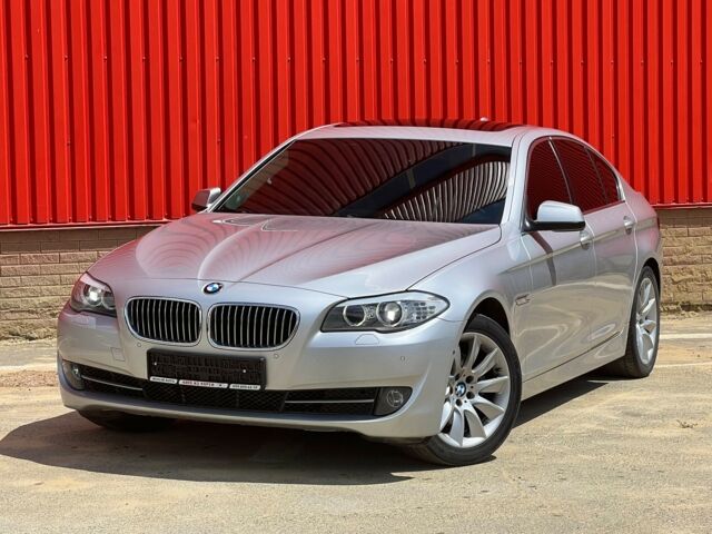 Сірий БМВ 528, об'ємом двигуна 2 л та пробігом 103 тис. км за 14500 $, фото 1 на Automoto.ua