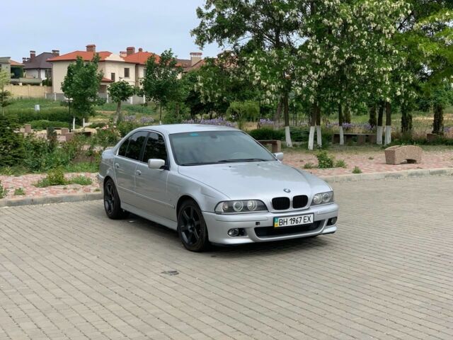 Сірий БМВ 530, об'ємом двигуна 3 л та пробігом 259 тис. км за 5900 $, фото 1 на Automoto.ua