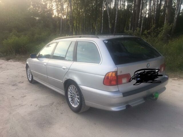 Серый БМВ 530, объемом двигателя 3 л и пробегом 320 тыс. км за 2500 $, фото 1 на Automoto.ua