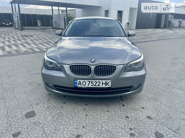 Серый БМВ 530, объемом двигателя 3 л и пробегом 330 тыс. км за 7800 $, фото 1 на Automoto.ua