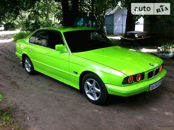 Зелений БМВ 530, об'ємом двигуна 3 л та пробігом 490 тис. км за 3500 $, фото 1 на Automoto.ua