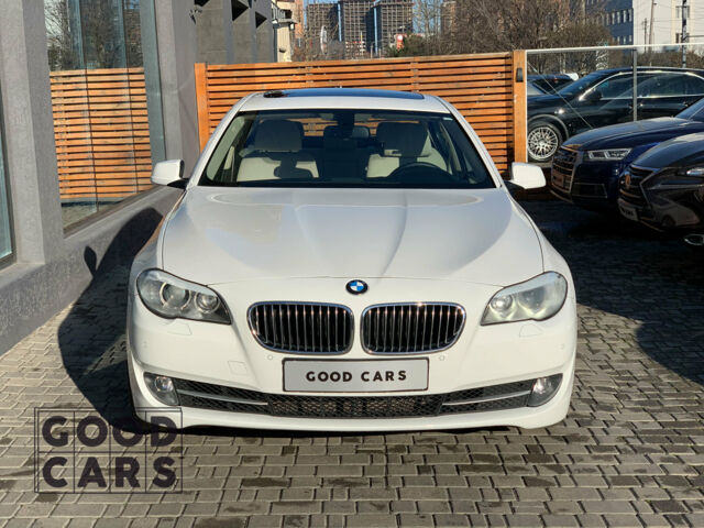 Белый БМВ 535, объемом двигателя 3 л и пробегом 187 тыс. км за 17100 $, фото 1 на Automoto.ua