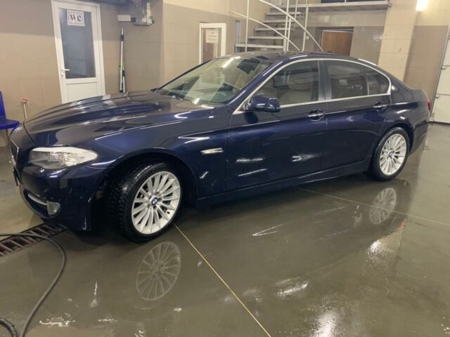 Синий БМВ 535, объемом двигателя 3 л и пробегом 180 тыс. км за 18100 $, фото 1 на Automoto.ua