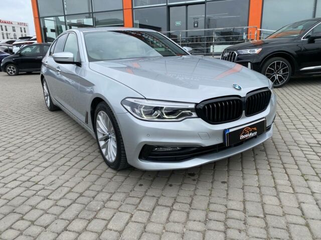 Сірий БМВ 540, об'ємом двигуна 3 л та пробігом 152 тис. км за 37000 $, фото 1 на Automoto.ua
