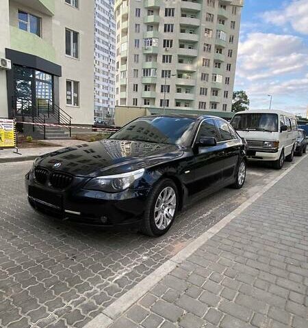 Черный БМВ 545, объемом двигателя 4.4 л и пробегом 289 тыс. км за 9500 $, фото 1 на Automoto.ua