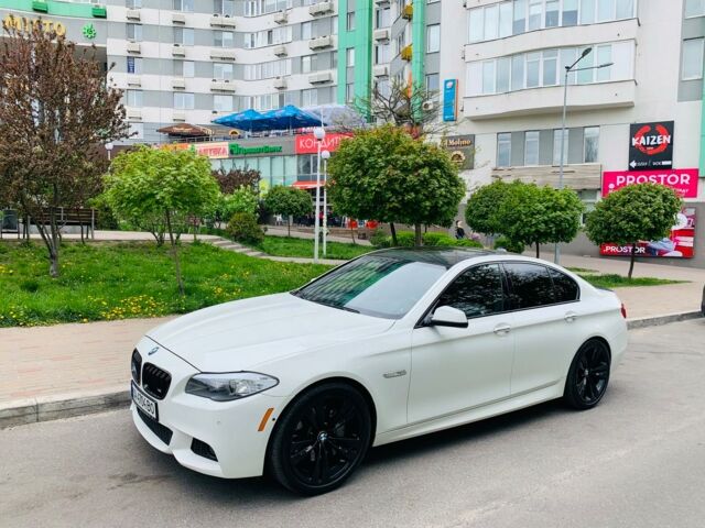 Білий БМВ 550, об'ємом двигуна 4 л та пробігом 195 тис. км за 23250 $, фото 1 на Automoto.ua