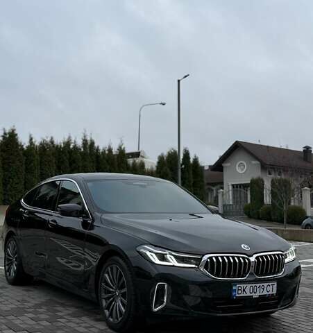 Черный БМВ 6 Серия ГТ, объемом двигателя 2 л и пробегом 27 тыс. км за 56000 $, фото 1 на Automoto.ua