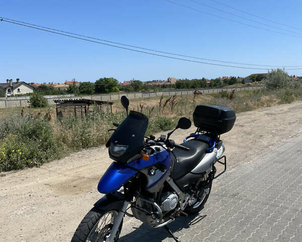 Серый БМВ 650, объемом двигателя 0.65 л и пробегом 54 тыс. км за 3800 $, фото 1 на Automoto.ua