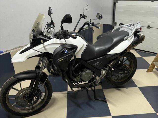 БМВ 6510, объемом двигателя 0.65 л и пробегом 0 тыс. км за 2000 $, фото 1 на Automoto.ua