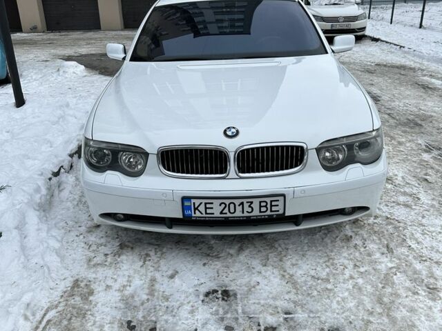 Белый БМВ 7 Серия, объемом двигателя 4.4 л и пробегом 1 тыс. км за 4800 $, фото 1 на Automoto.ua