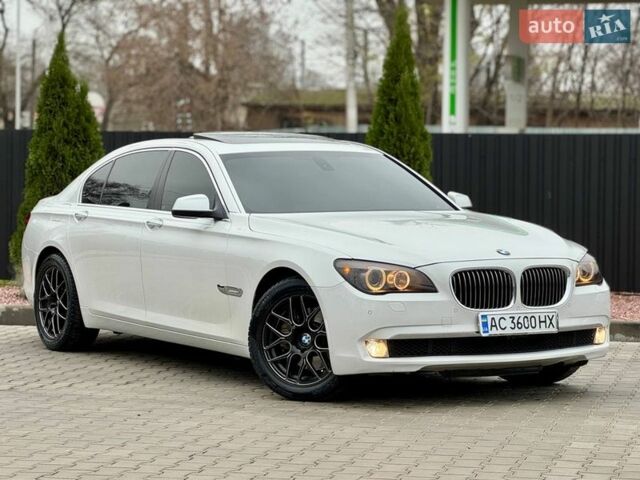 Білий БМВ 7 Серія, об'ємом двигуна 2.98 л та пробігом 135 тис. км за 12900 $, фото 1 на Automoto.ua