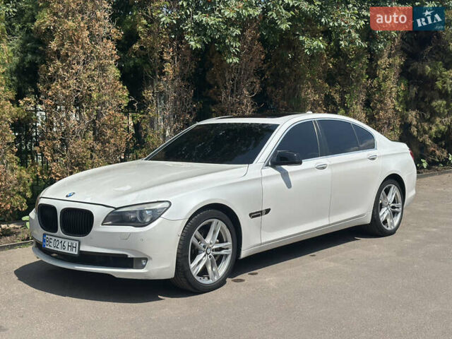 Белый БМВ 7 Серия, объемом двигателя 3 л и пробегом 177 тыс. км за 8600 $, фото 1 на Automoto.ua